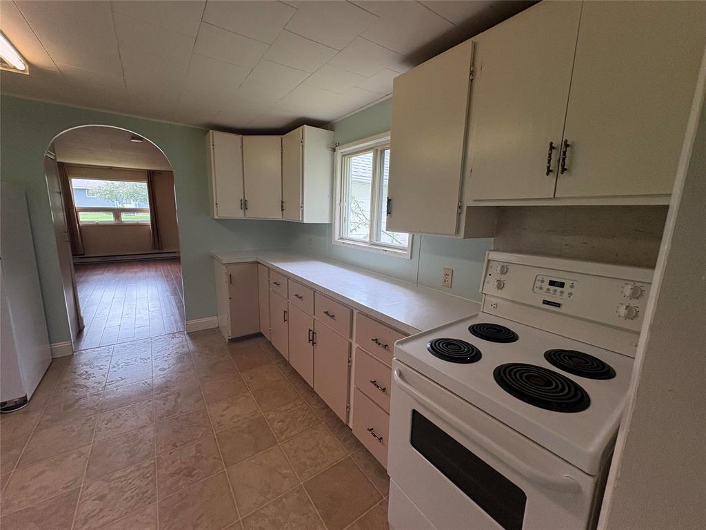 315 Tupper Street E, Killarney, MB - Indoor Photo Showing Kitchen