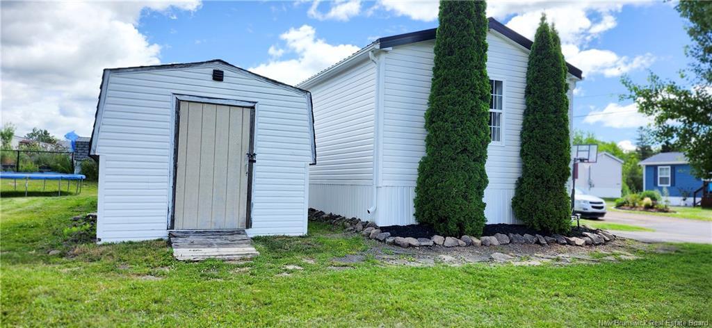 11 Florida, Dieppe, NB