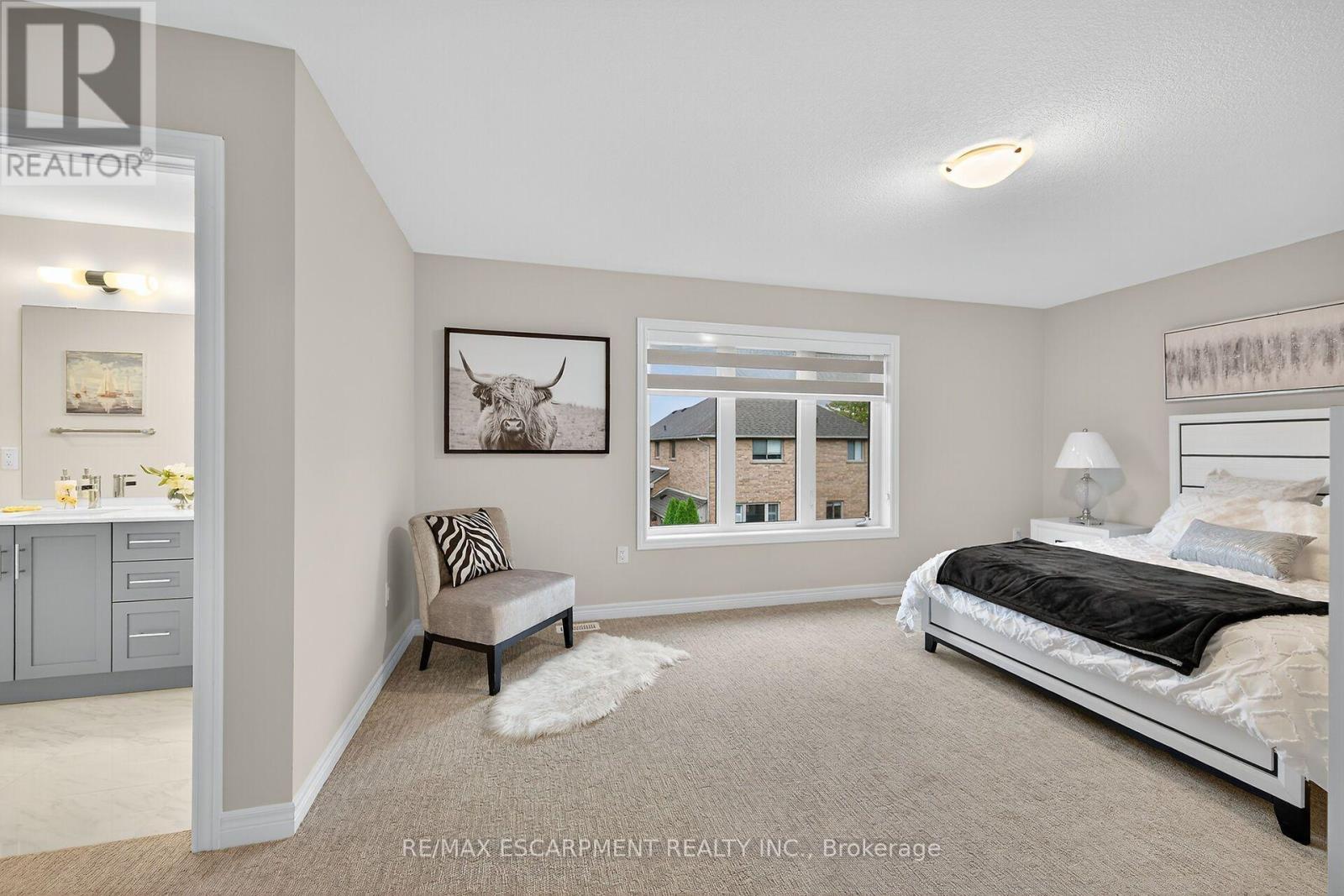 67 Starfire Crescent, Hamilton, ON - Indoor Photo Showing Bedroom