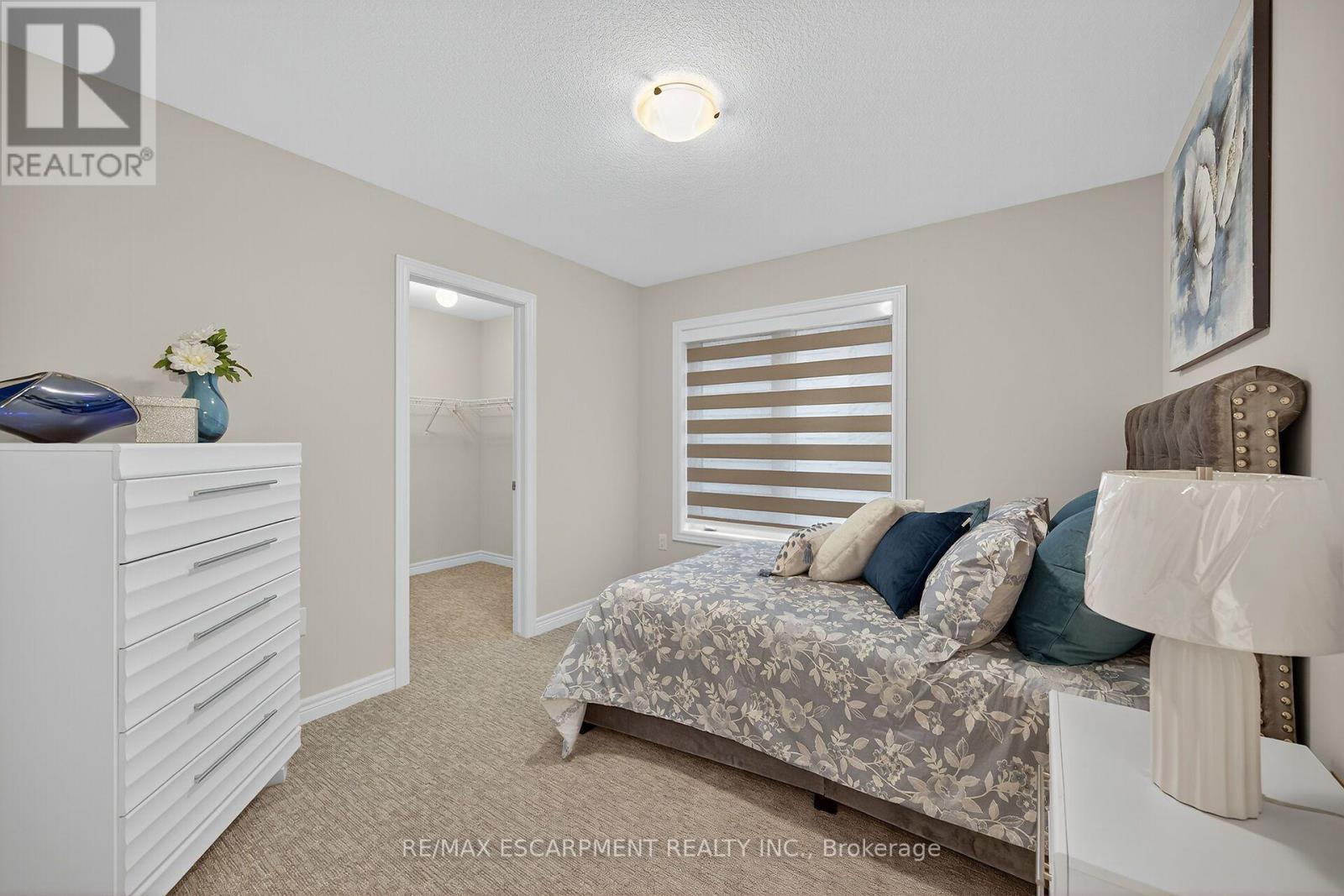 67 Starfire Crescent, Hamilton, ON - Indoor Photo Showing Bedroom