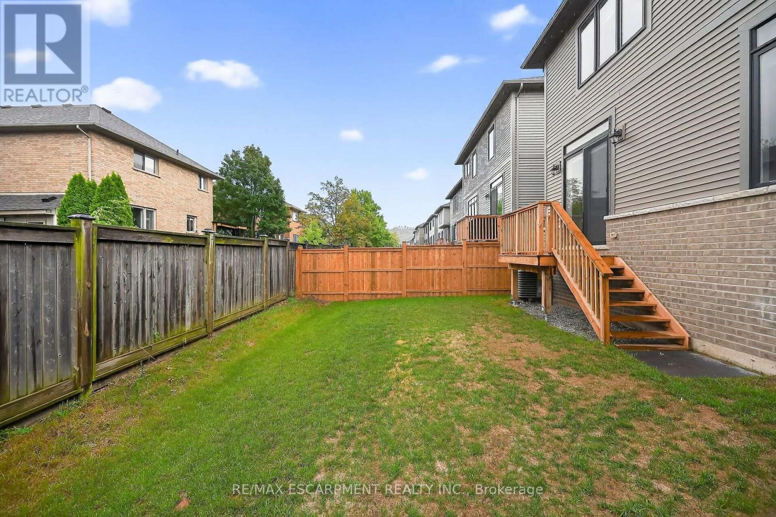 67 Starfire Crescent, Hamilton, ON - Outdoor