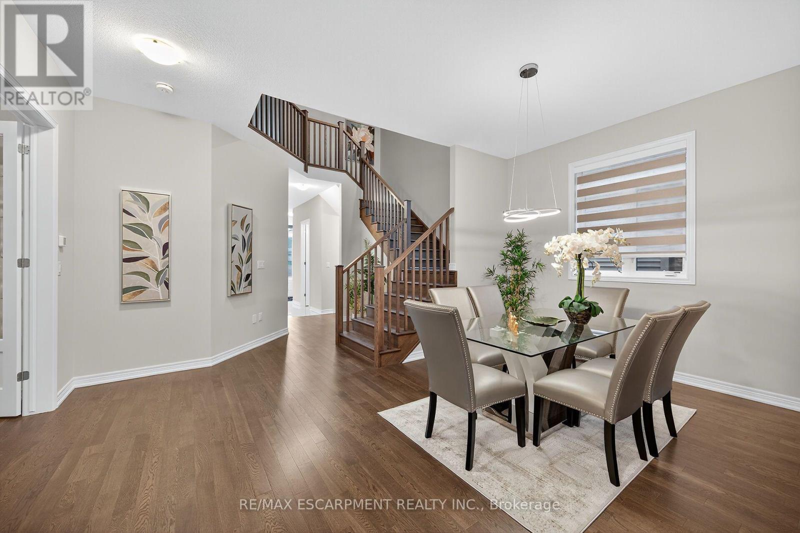 67 Starfire Crescent, Hamilton, ON - Indoor Photo Showing Dining Room