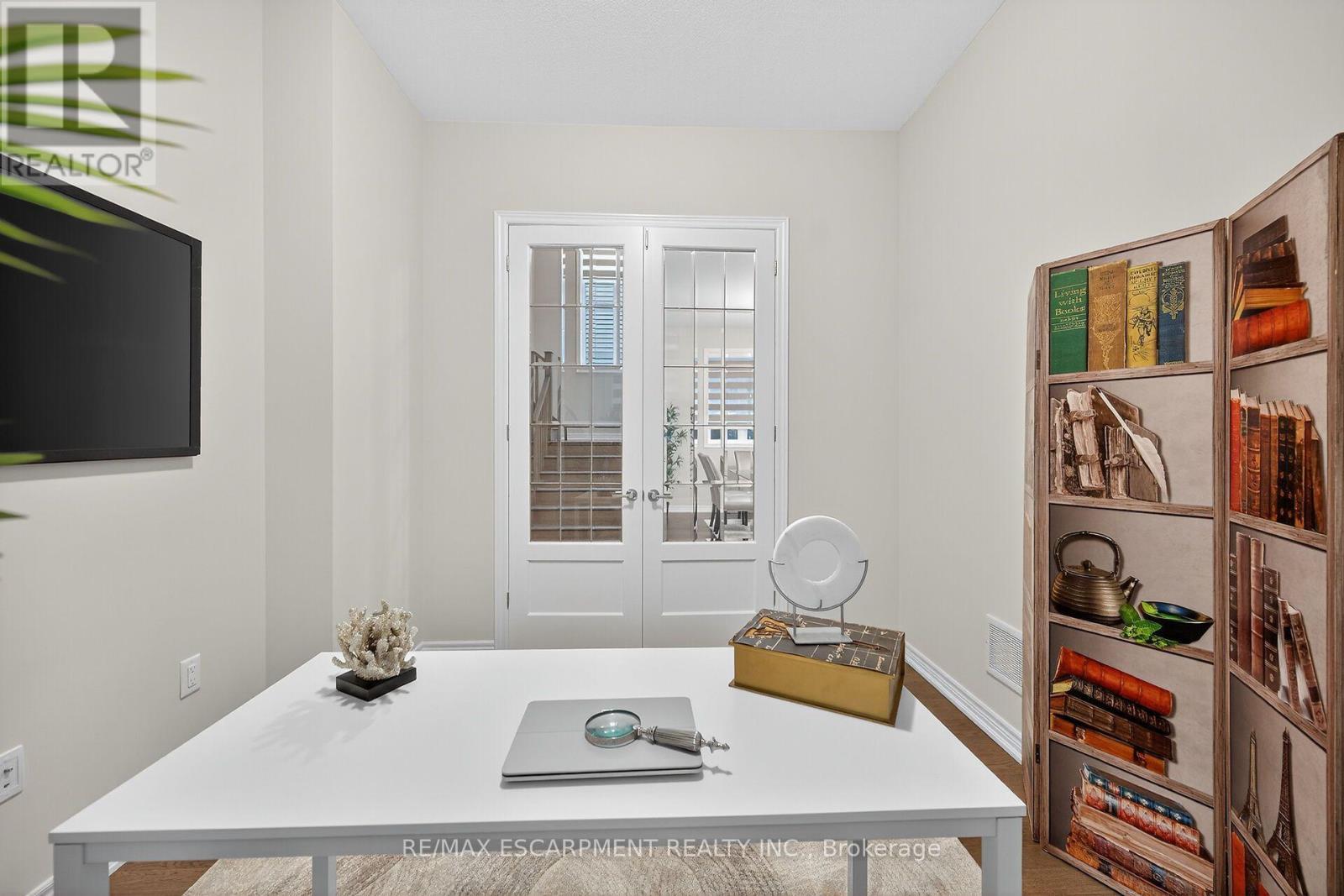 67 Starfire Crescent, Hamilton, ON - Indoor