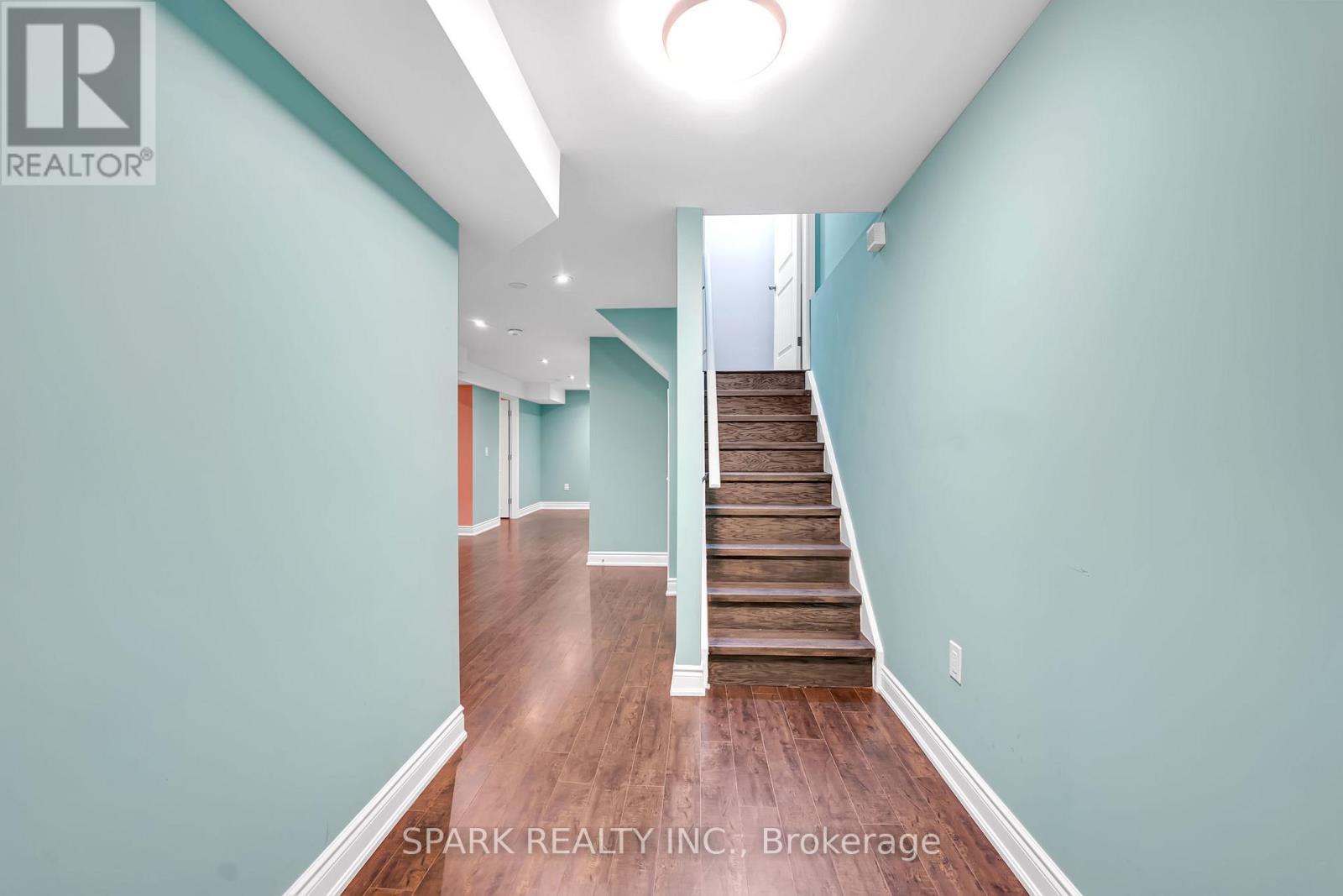 4 Cutts Crescent, Hamilton, ON - Indoor Photo Showing Other Room