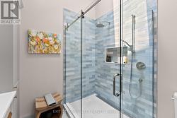 Main Flr Bath - 