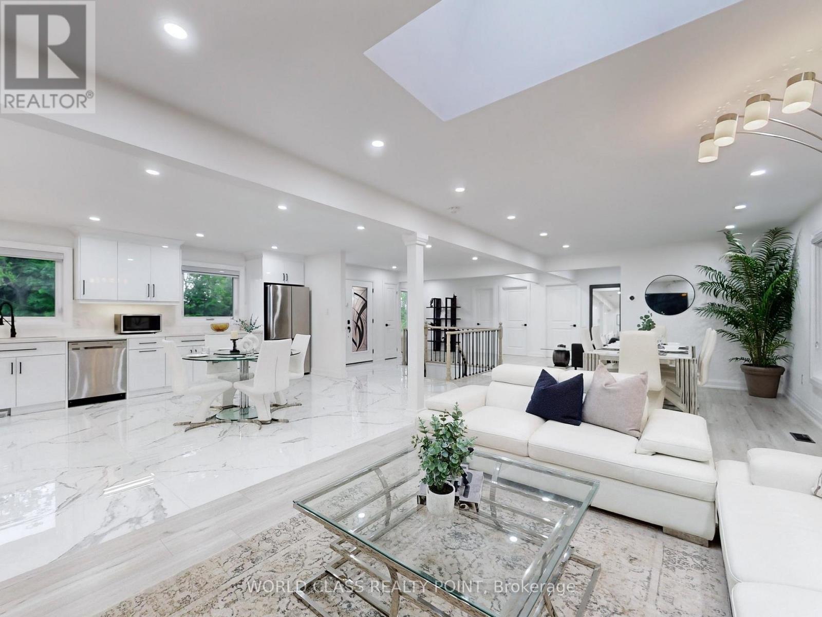 60 Kleins Ridge, Vaughan, ON - Indoor Photo Showing Bedroom