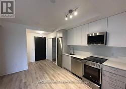 414 - 185 DEERFIELD ROAD Newmarket, ON L3Y 0G7