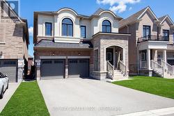 8 TREMOY ROAD East Gwillimbury, ON L9N 0T4