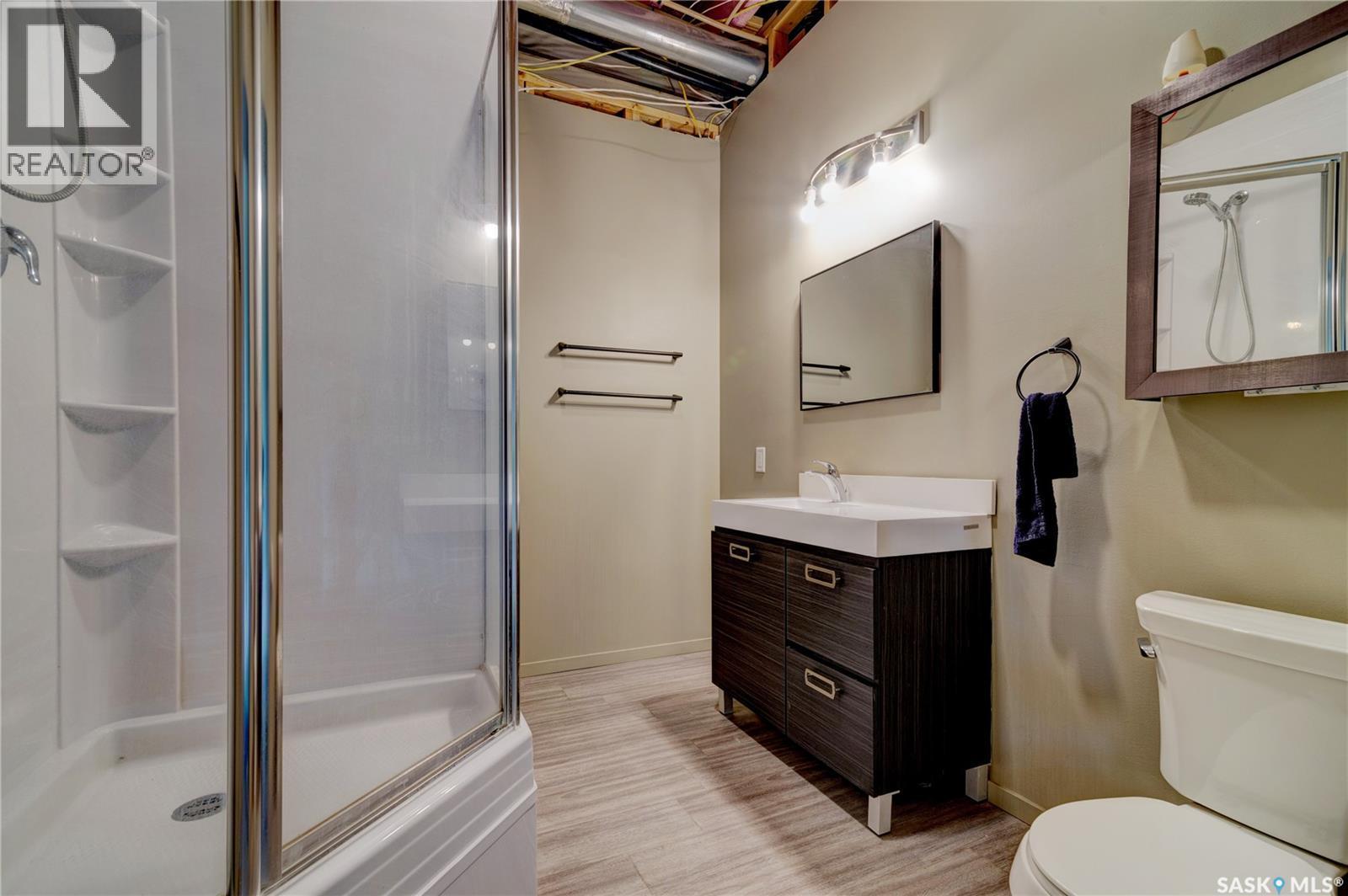 17 Longman Drive, Longlaketon Rm No. 219, SK - Indoor Photo Showing Bathroom