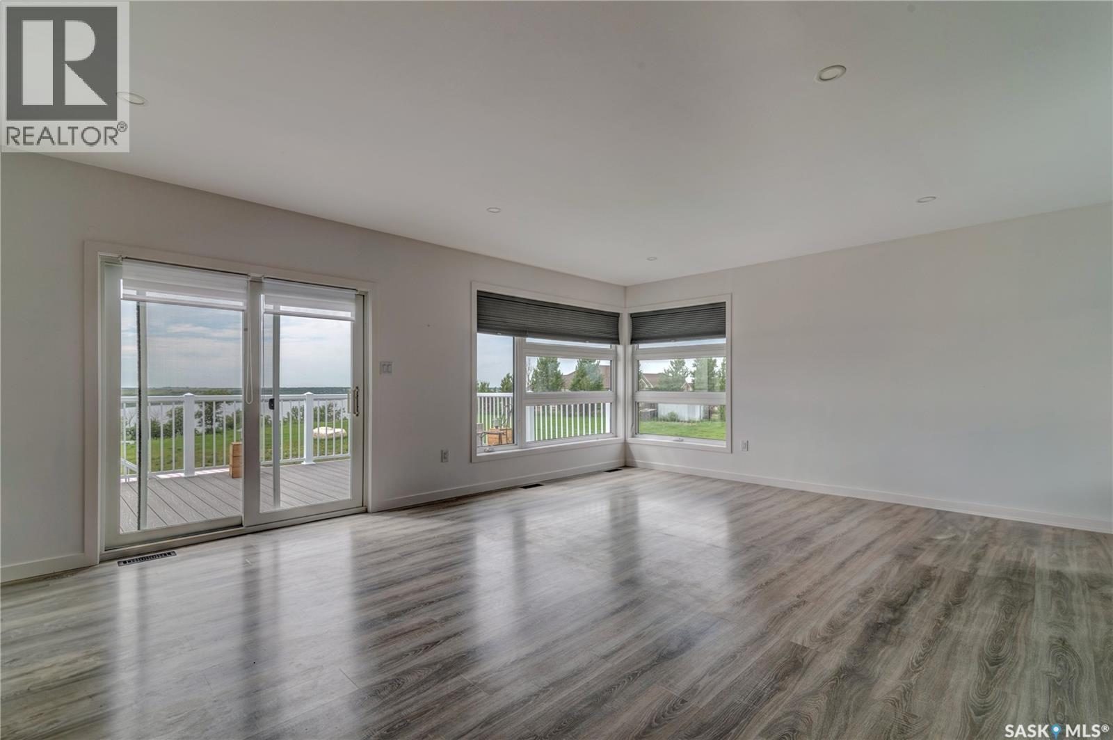 17 Longman Drive, Longlaketon Rm No. 219, SK - Indoor