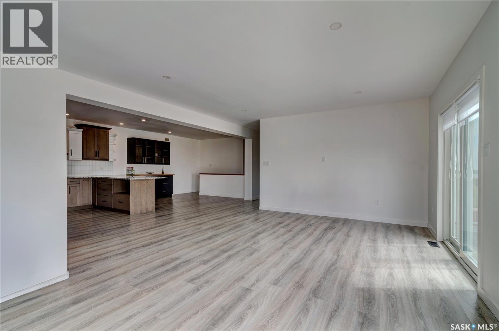 17 Longman Drive, Longlaketon Rm No. 219, SK - Indoor