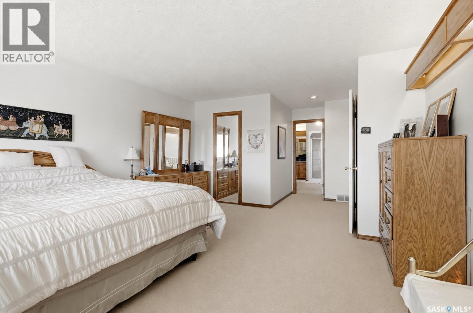2135 Potts Crescent E, Regina, SK - Indoor Photo Showing Bedroom