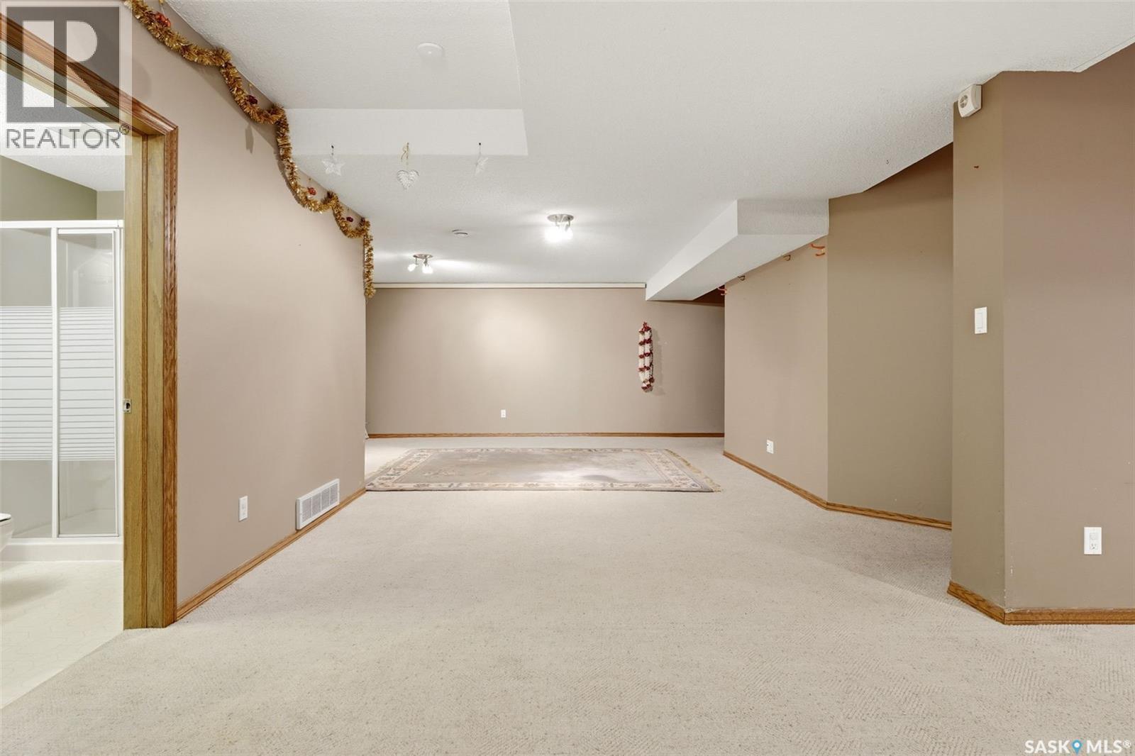 2135 Potts Crescent E, Regina, SK - Indoor Photo Showing Other Room