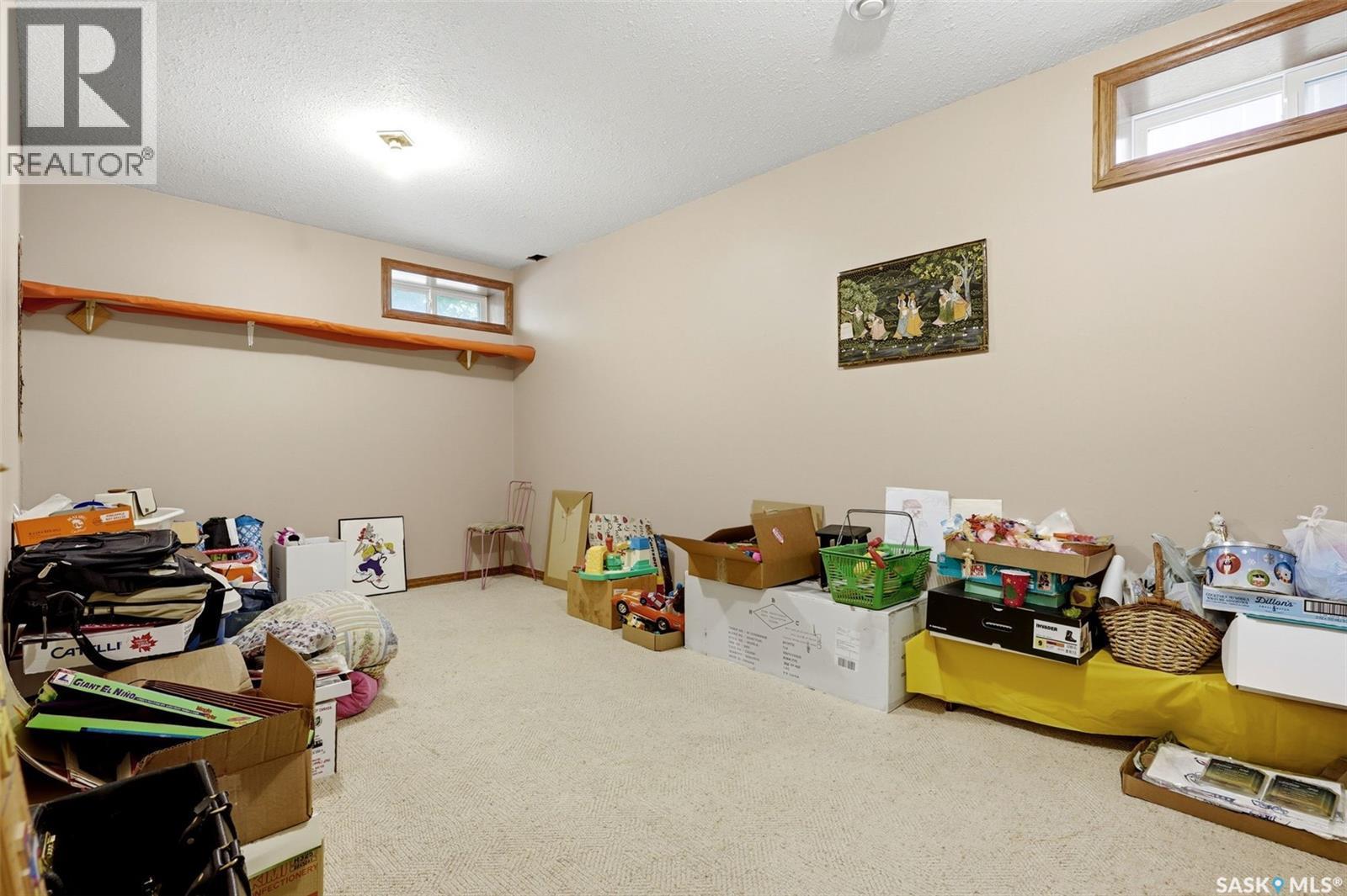 2135 Potts Crescent E, Regina, SK - Indoor Photo Showing Other Room