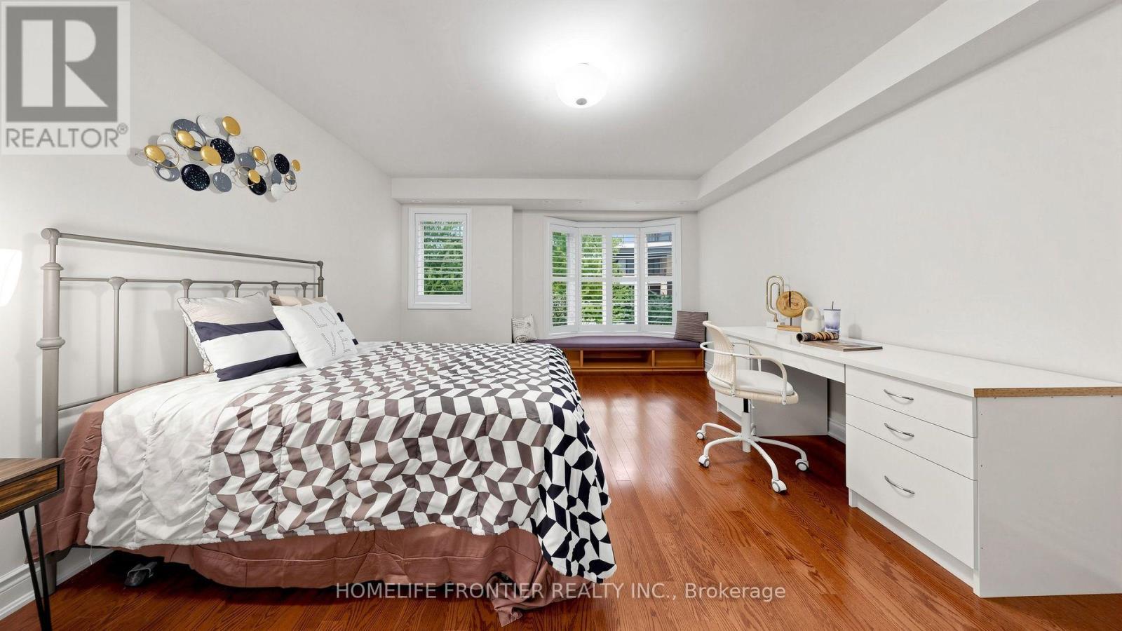 30 Clairtrell Road, Toronto, ON - Indoor Photo Showing Bedroom