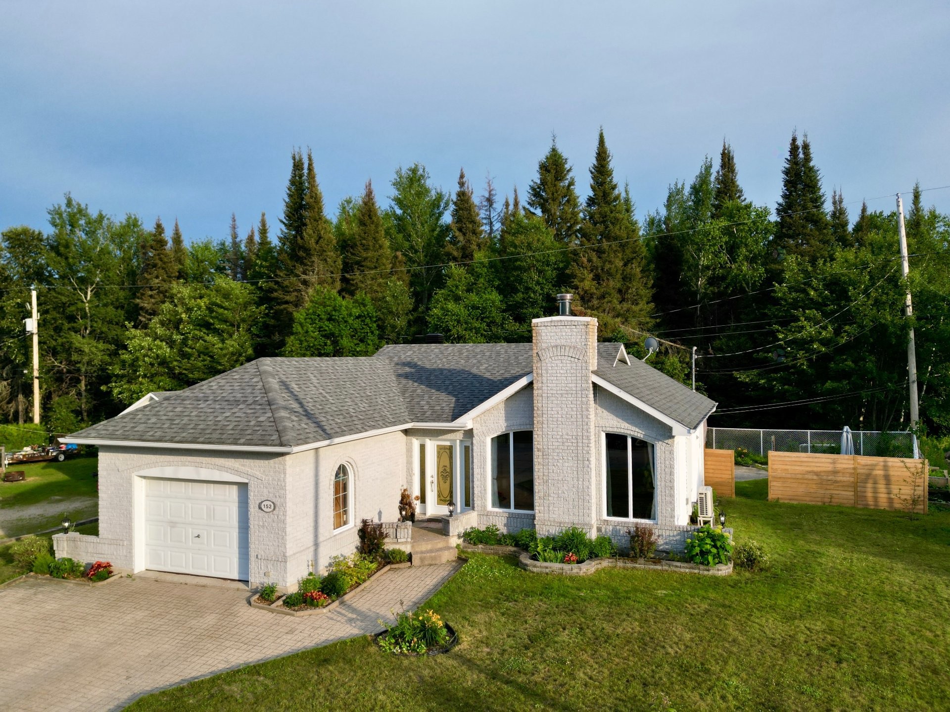 Front of Structure - 152 Rue Lafort, Témiscaming, QC - Outdoor