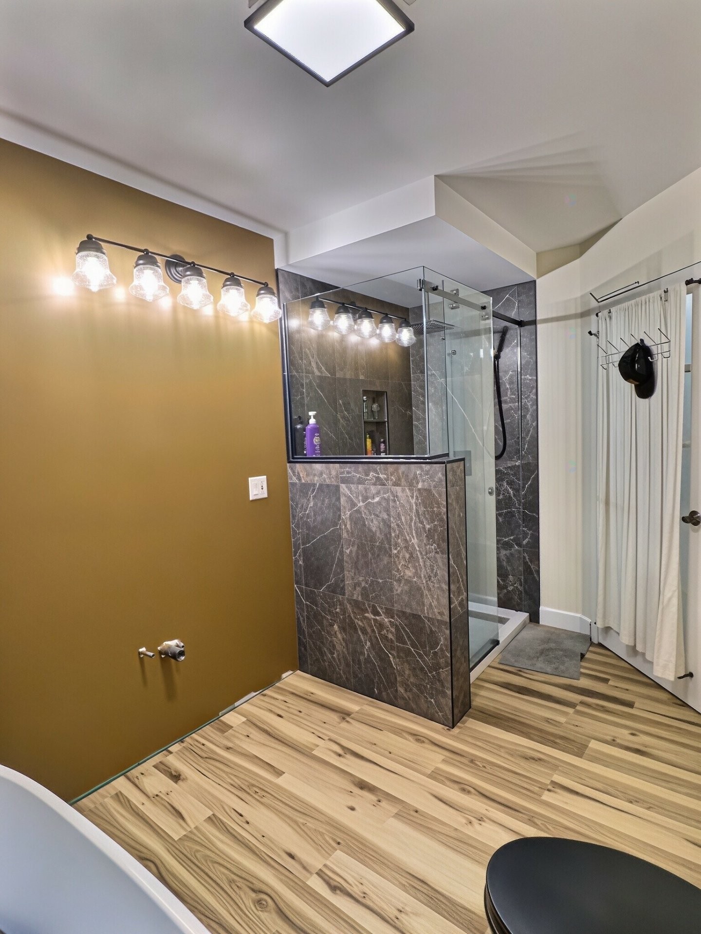 Bathroom - 152 Rue Lafort, Témiscaming, QC - Indoor