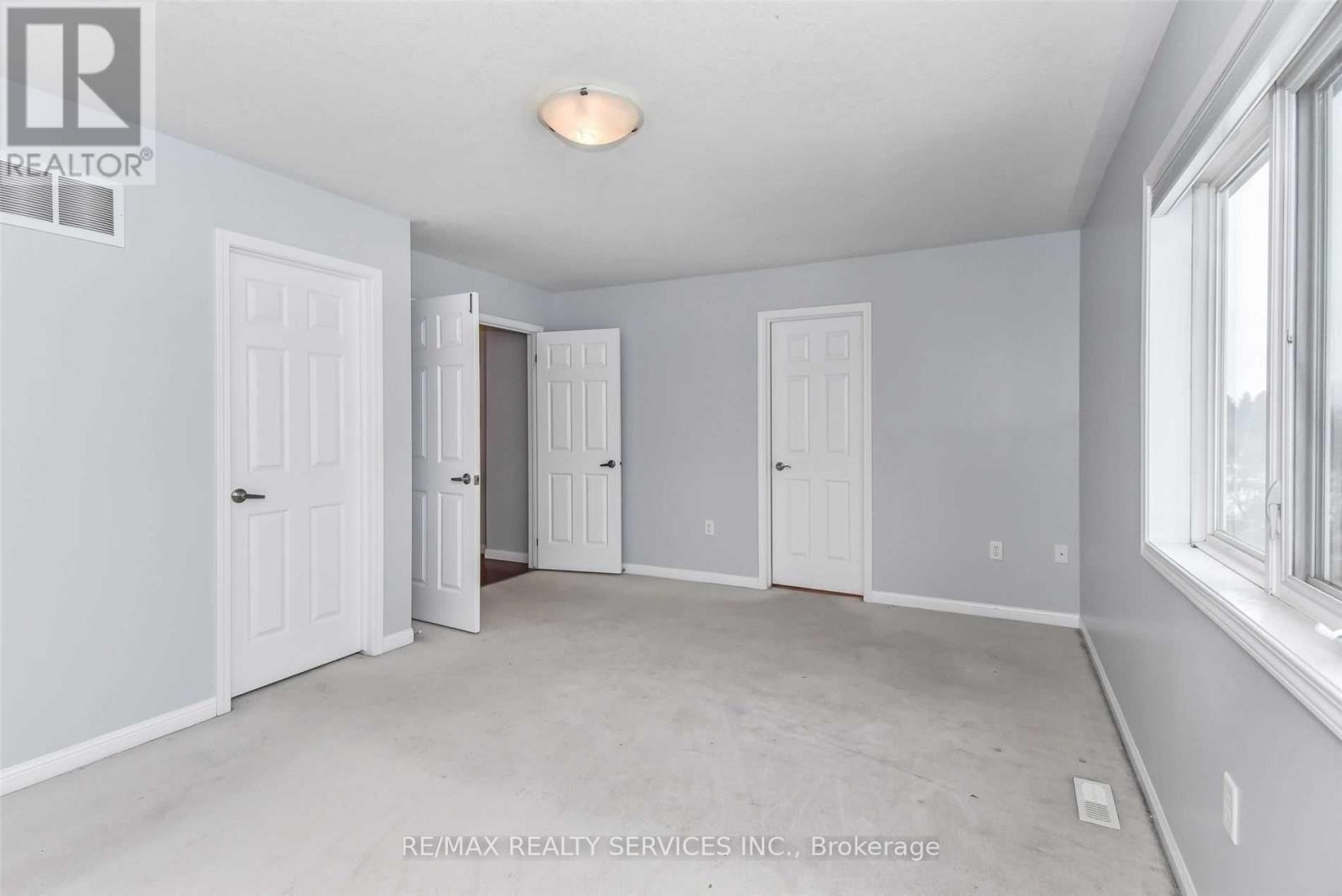 48 Fletcher Circle, Cambridge, ON - Indoor Photo Showing Other Room