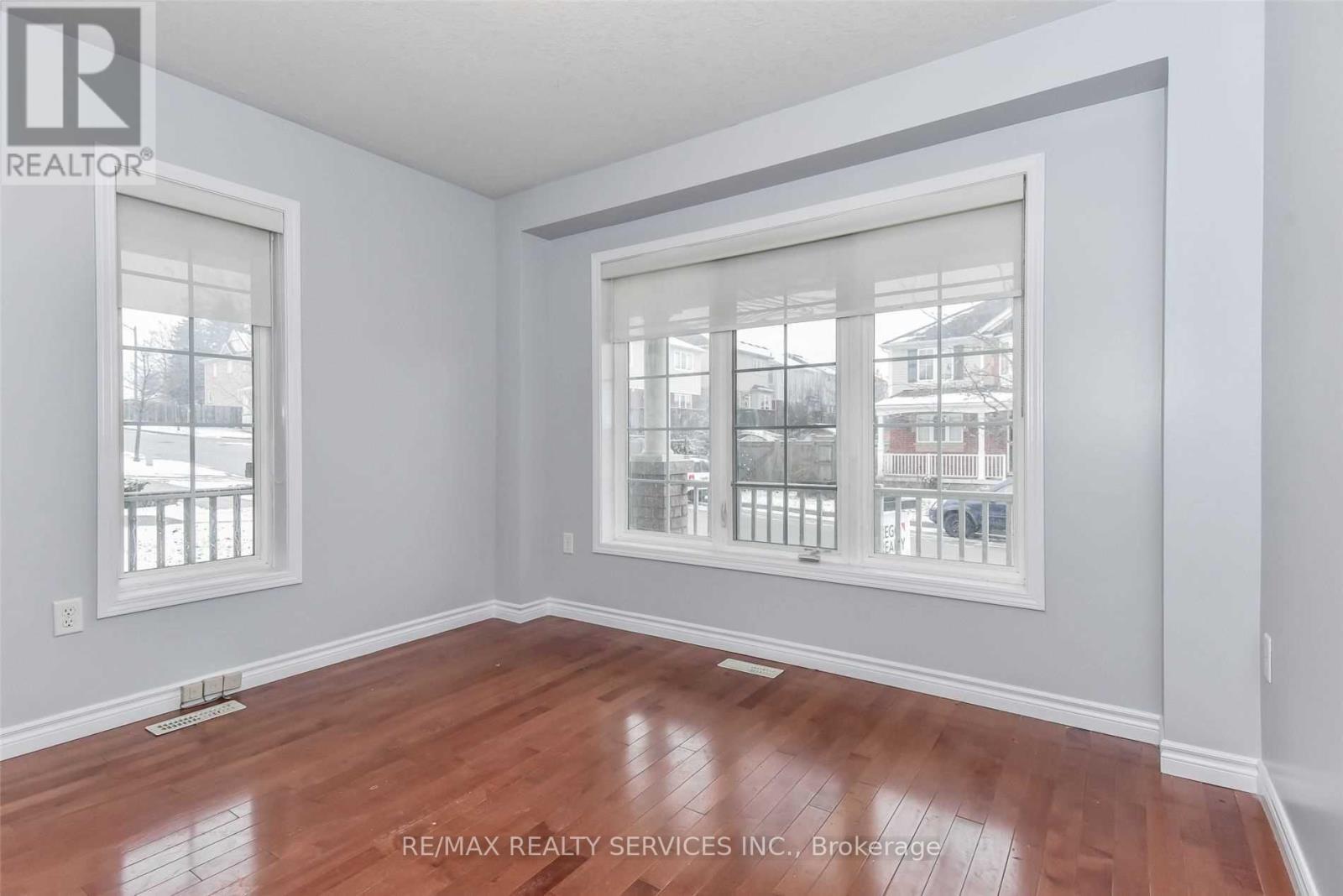 48 Fletcher Circle, Cambridge, ON - Indoor Photo Showing Other Room