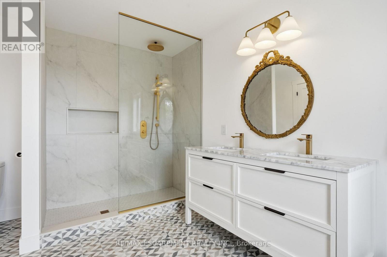 1161 Barkway Road, Gravenhurst, ON - Indoor Photo Showing Bathroom