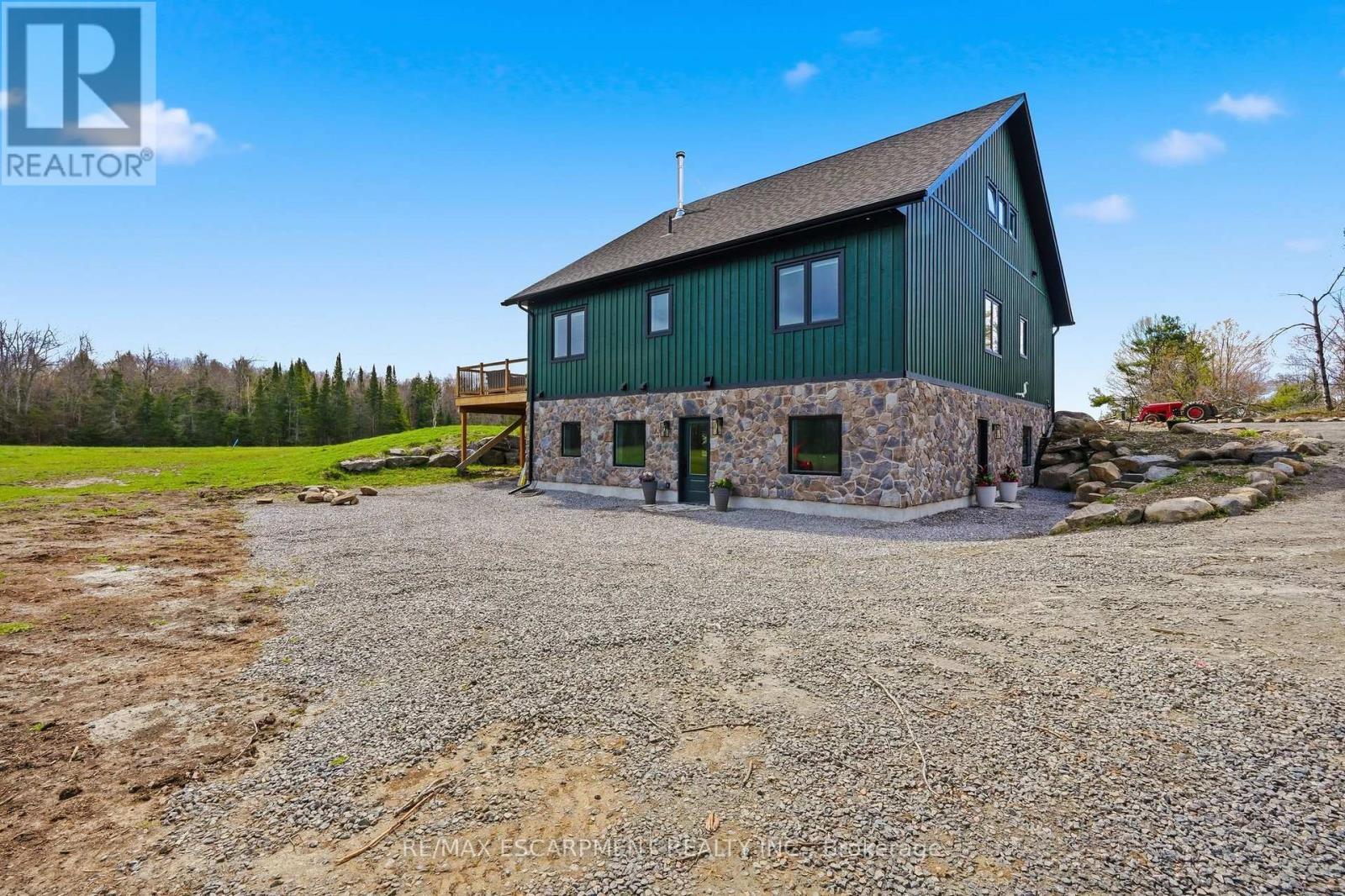 1161 Barkway Road, Gravenhurst, ON - Outdoor