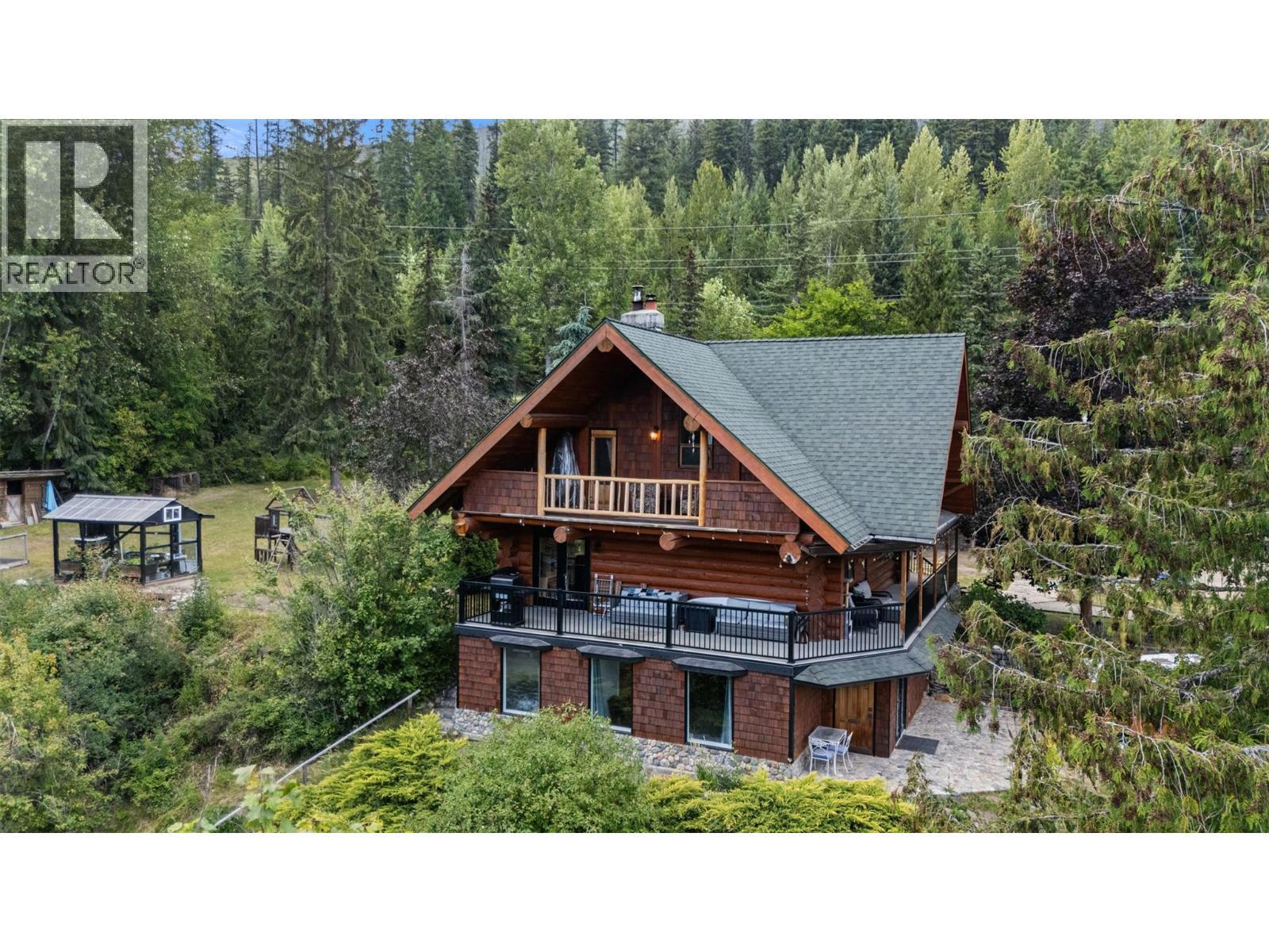10737 Highway 33 E, Kelowna, BC - Outdoor With Balcony