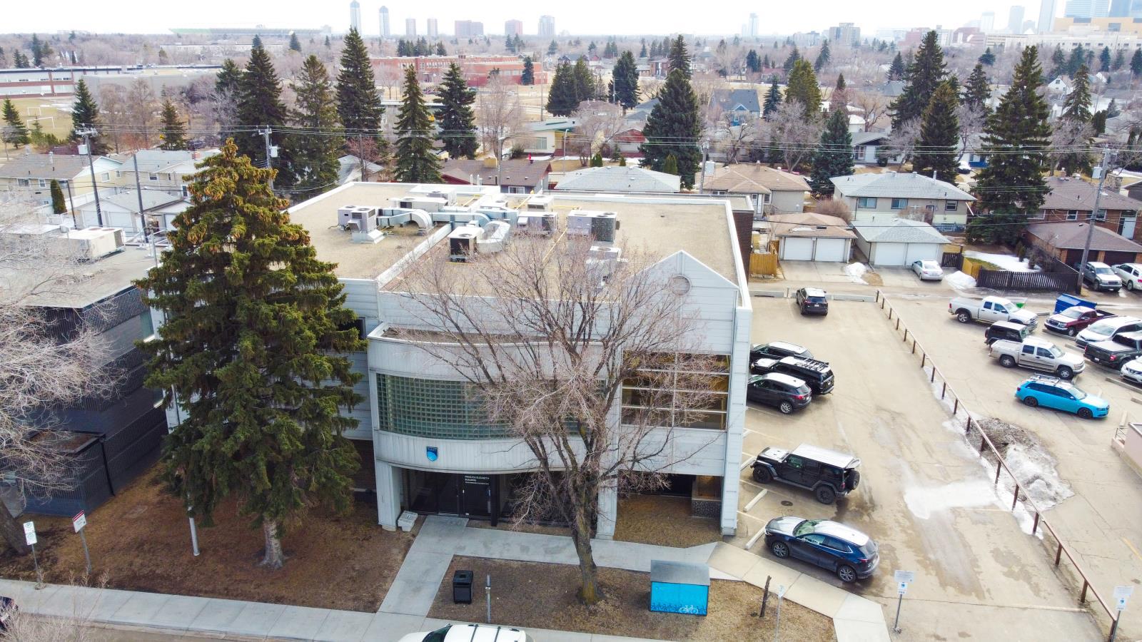 10415 Princess Elizabeth Ave, Edmonton, AB