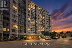 806 - 270 DAVIS DRIVE Newmarket (Central Newmarket), ON L3Y 8K2