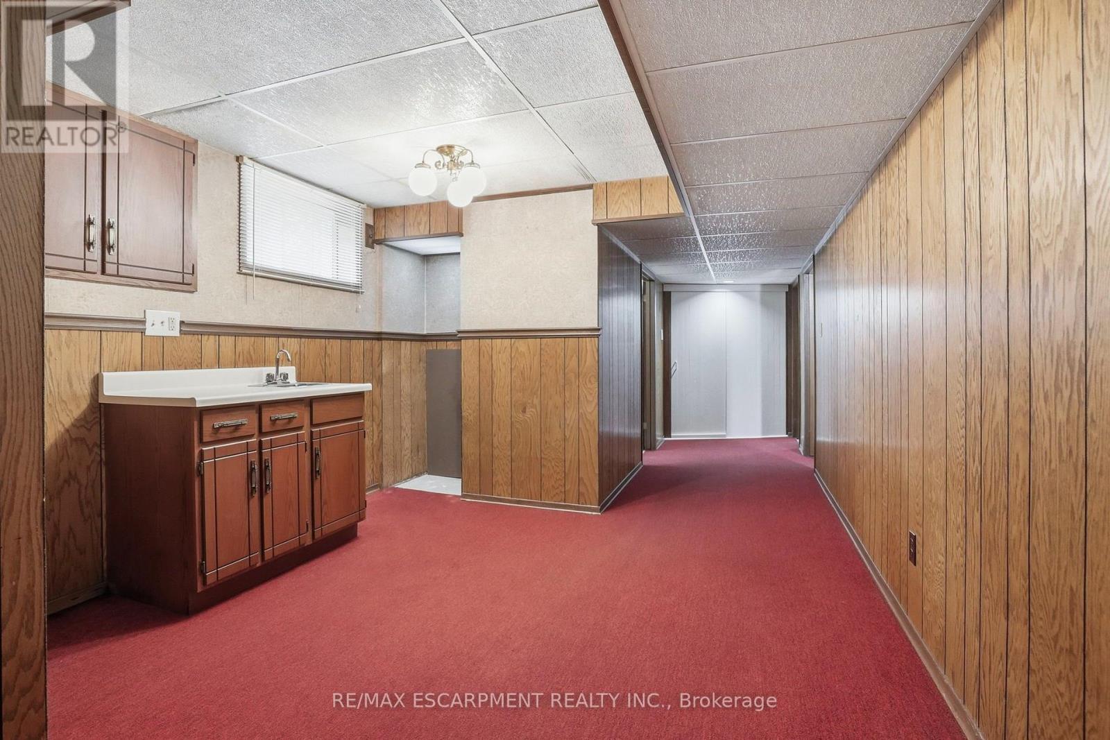104 Dallas Avenue, Hamilton, ON - Indoor Photo Showing Other Room