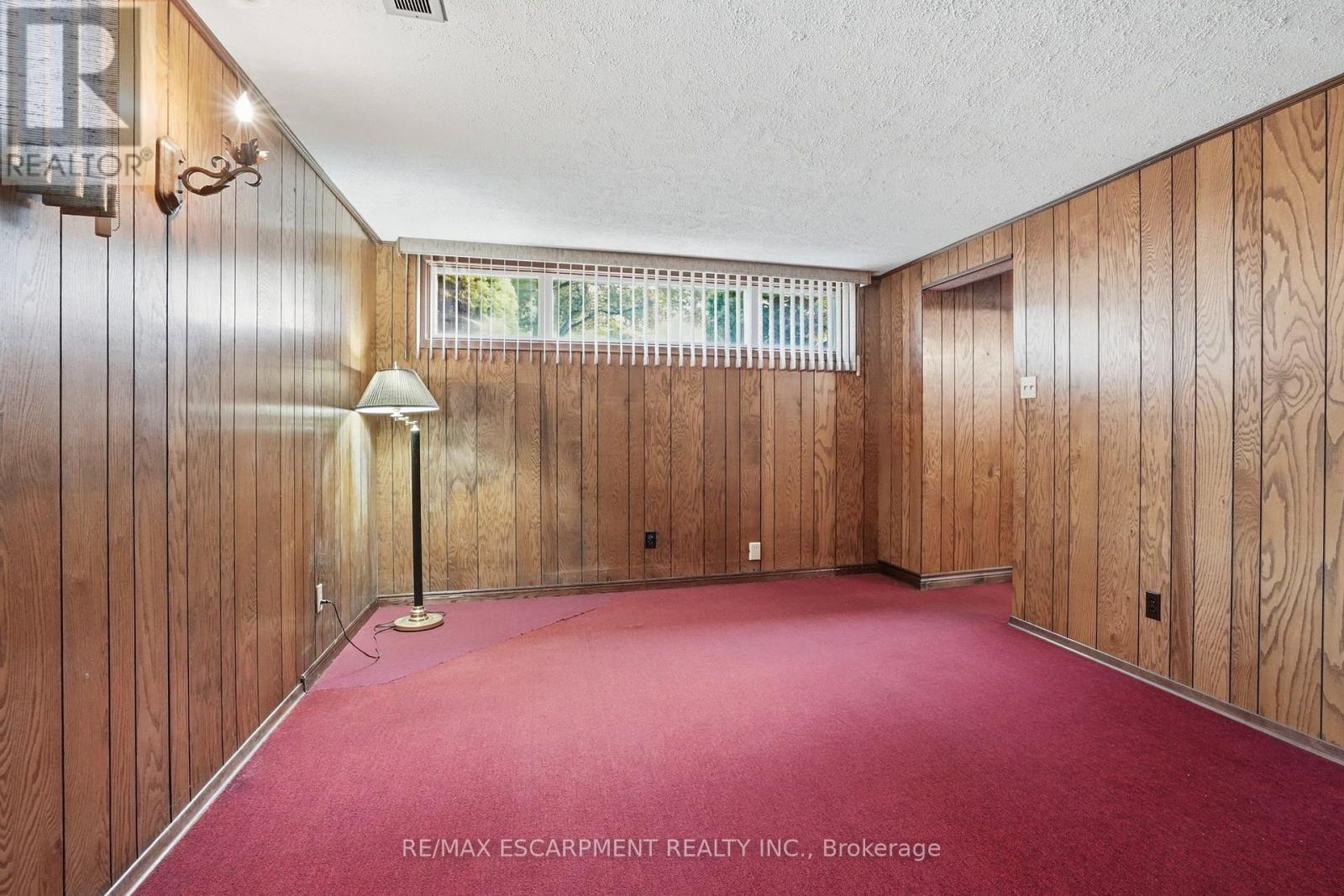104 Dallas Avenue, Hamilton, ON - Indoor Photo Showing Other Room