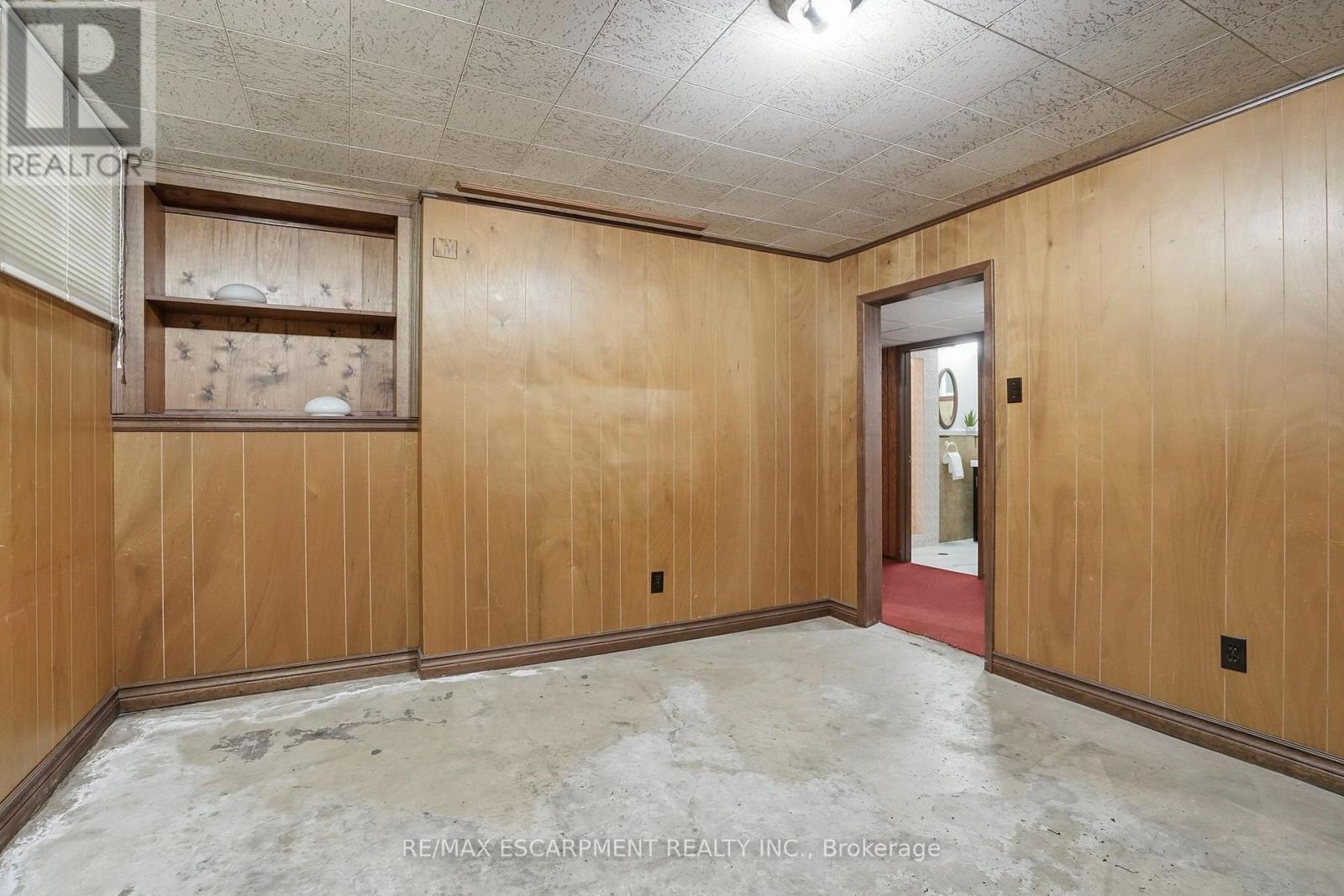 104 Dallas Avenue, Hamilton, ON - Indoor Photo Showing Other Room