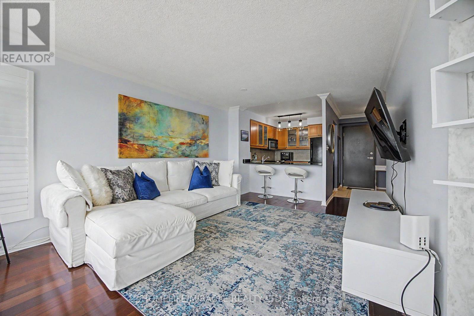2603 - 2269 Lakeshore Boulevard W, Toronto, ON - Indoor Photo Showing Living Room
