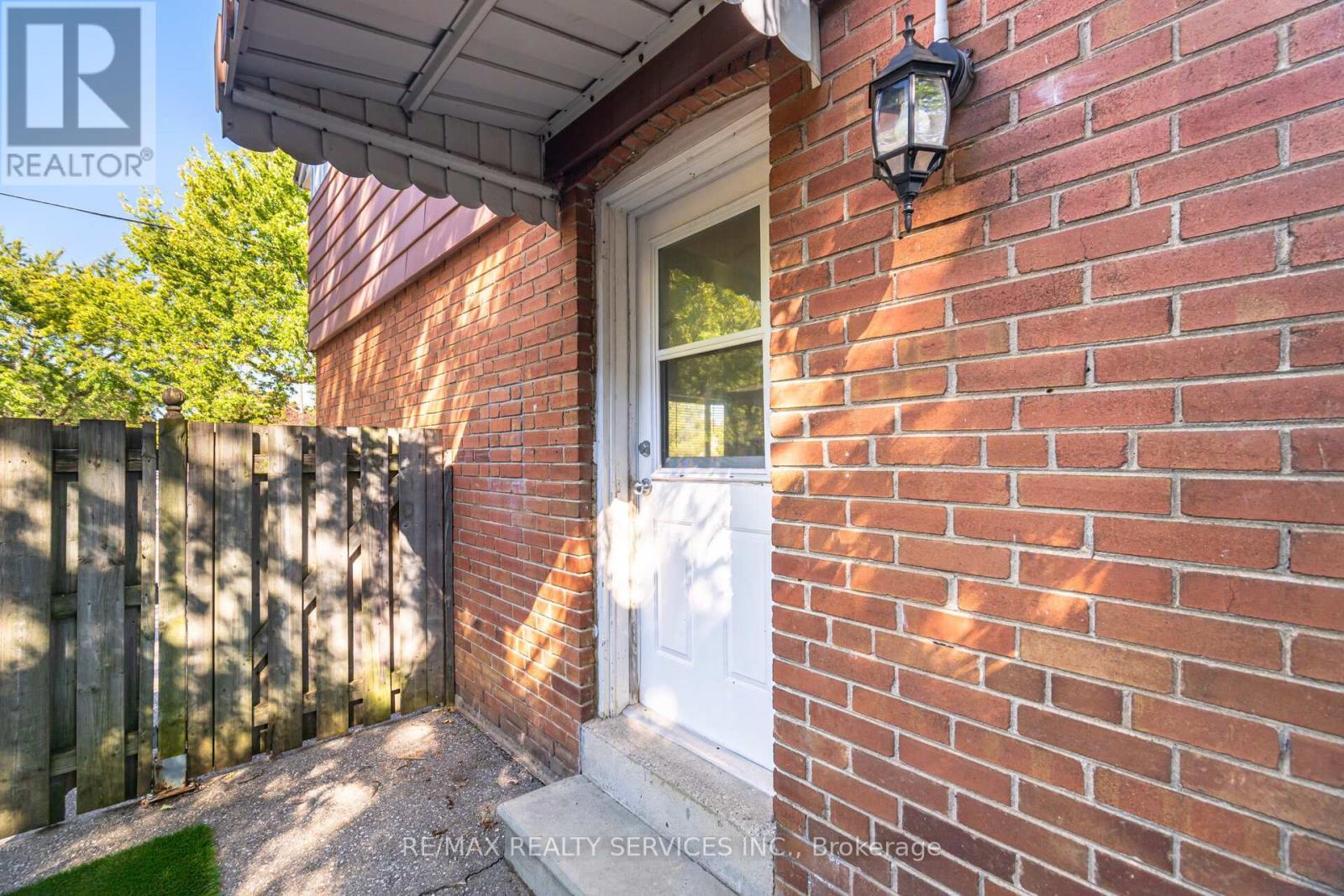 85 Eldomar Avenue, Brampton, ON - Outdoor With Exterior