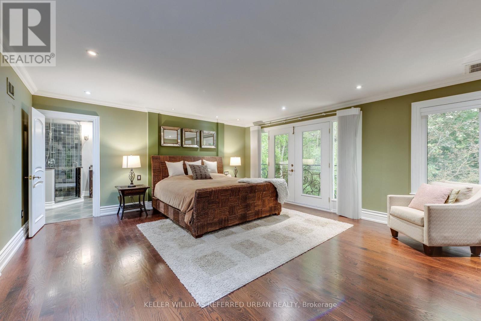 11 Country Club Drive, Toronto, ON - Indoor Photo Showing Bedroom
