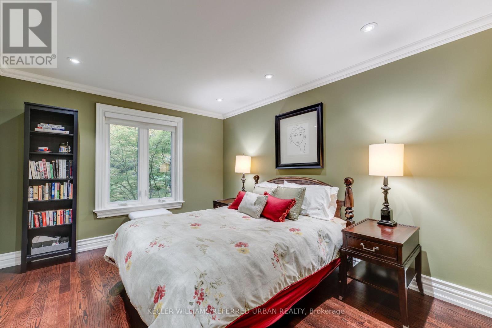 11 Country Club Drive, Toronto, ON - Indoor Photo Showing Bedroom