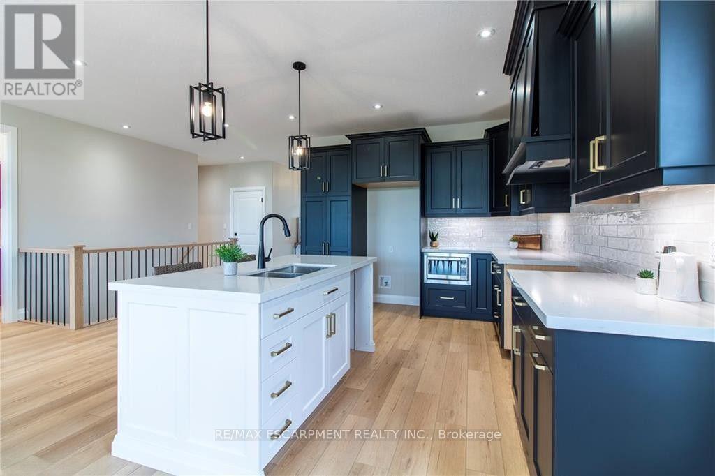 to-be-buit -Josie Model (for illustration only) - 96 Craddock Boulevard, Haldimand, ON - Indoor Photo Showing Kitchen With Double Sink With Upgraded Kitchen