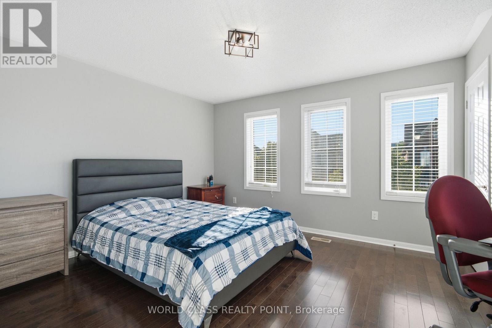 436 Cusick Circle, Milton, ON - Indoor Photo Showing Bedroom