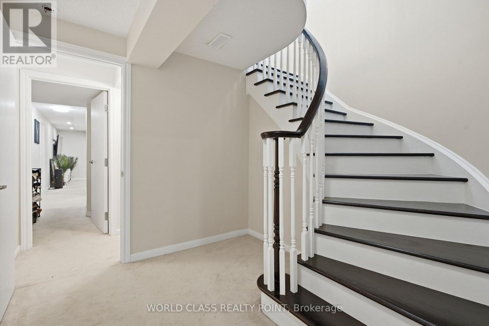 436 Cusick Circle, Milton, ON - Indoor Photo Showing Other Room