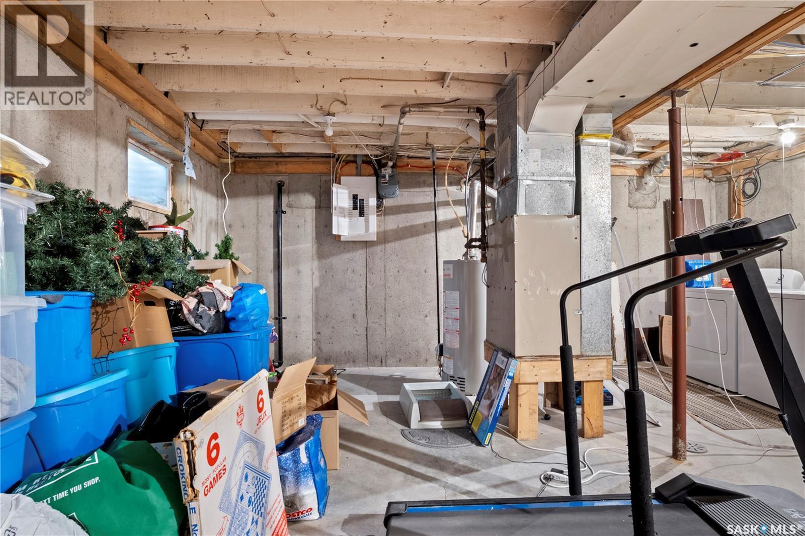 1921 Garnet Street, Regina, SK - Indoor Photo Showing Basement