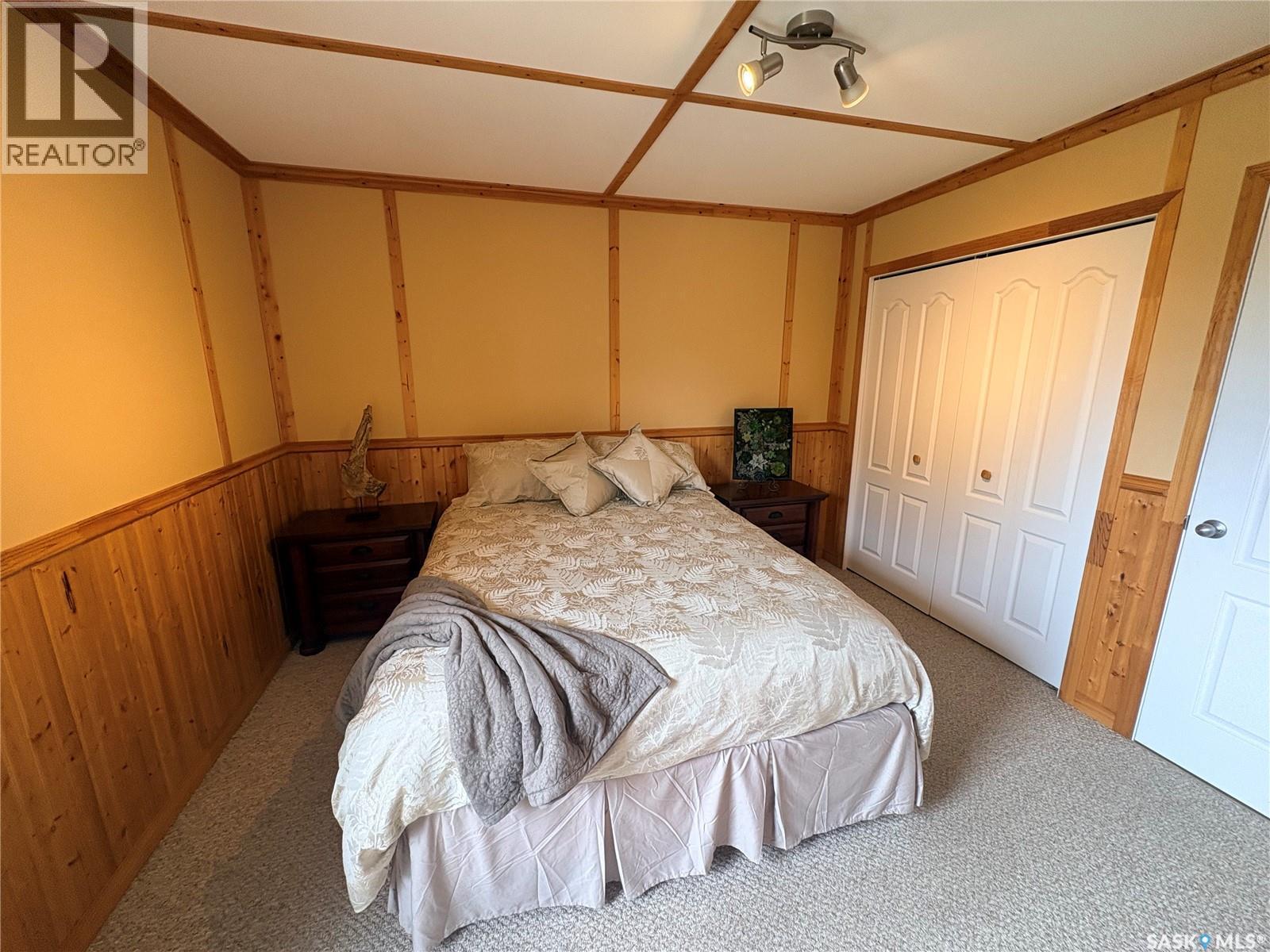 Joanette Dr Cabin, Leask Rm No. 464, SK - Indoor Photo Showing Bedroom