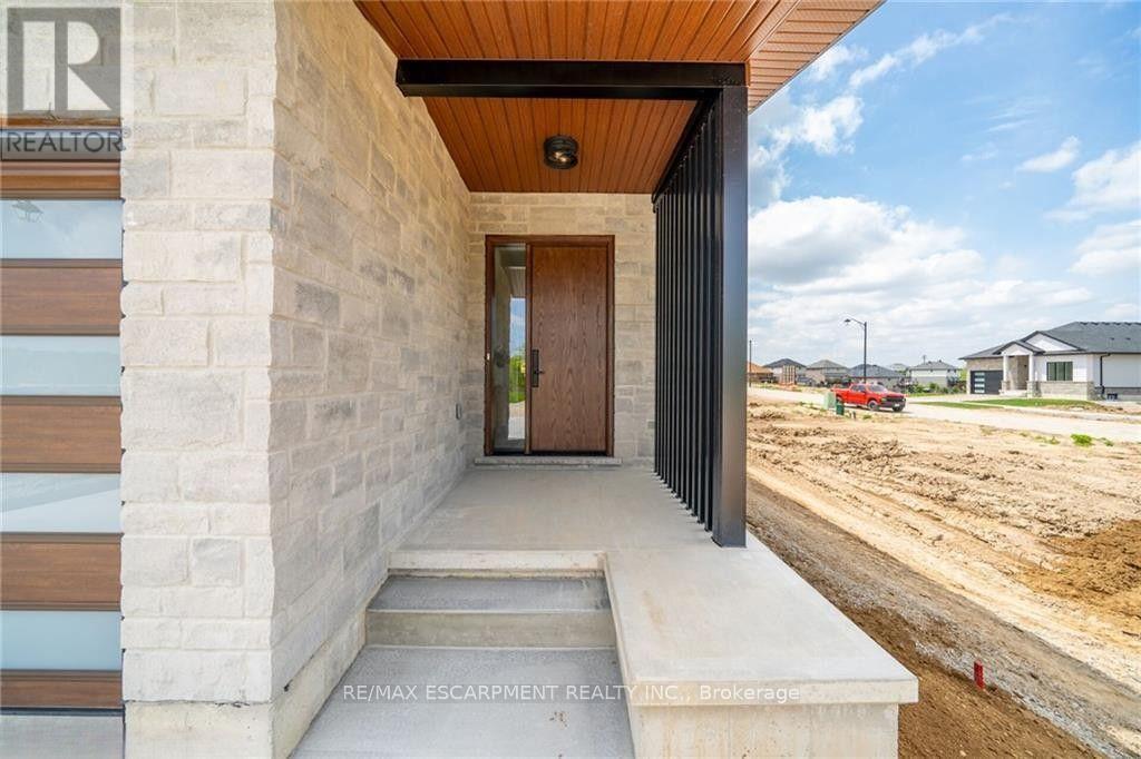to-be-built (Photo for illustration purpose only) - 92 Craddock Boulevard, Haldimand, ON - Outdoor With Exterior