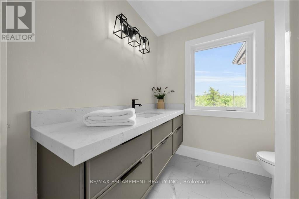 to-be-built (Photo for illustration purpose only) - 92 Craddock Boulevard, Haldimand, ON - Indoor Photo Showing Bathroom