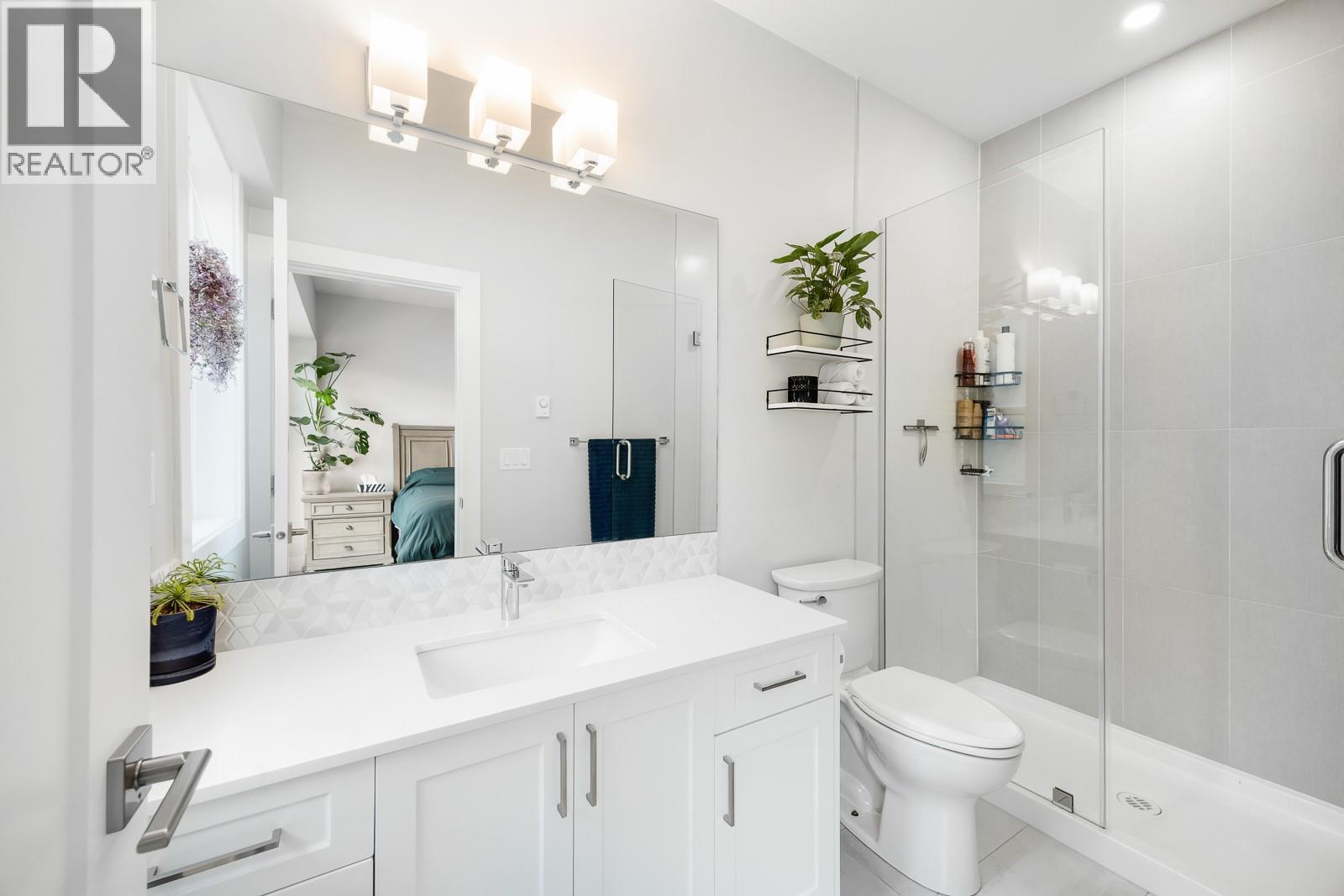 1146 Black Mountain Drive, Kelowna, BC - Indoor Photo Showing Bathroom