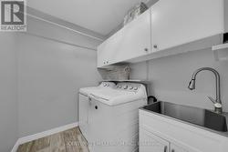 Laundry Room with sink - 