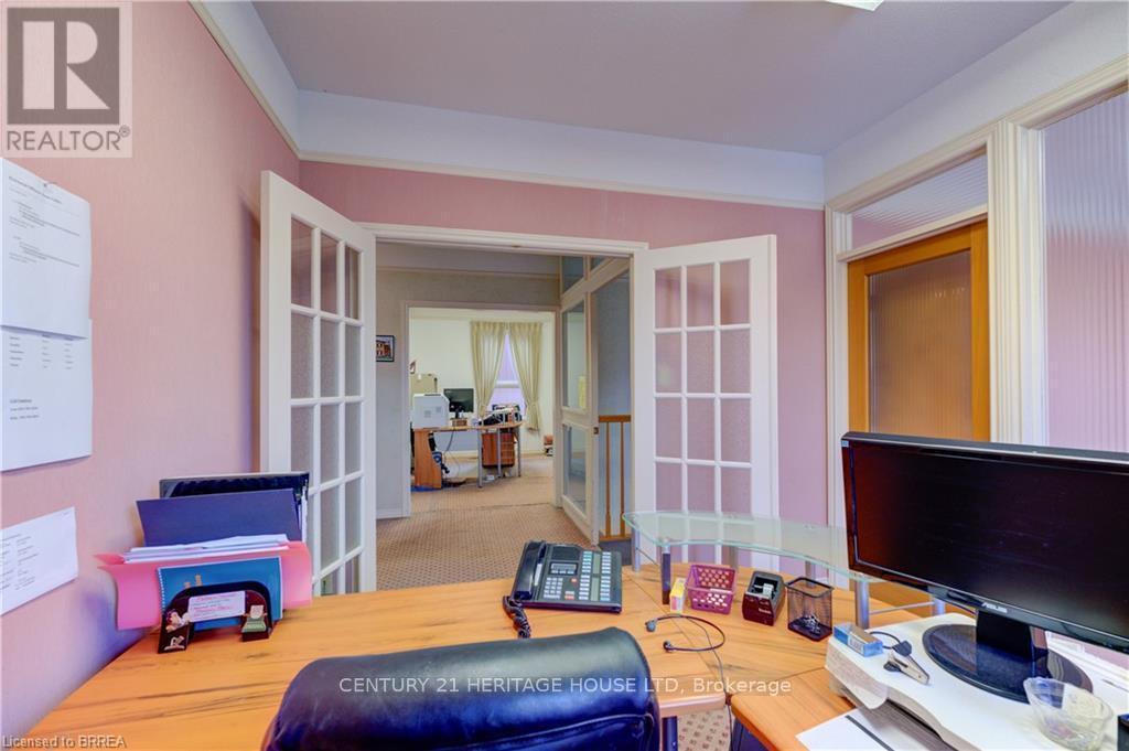 75 Chatham Street, Brant, ON