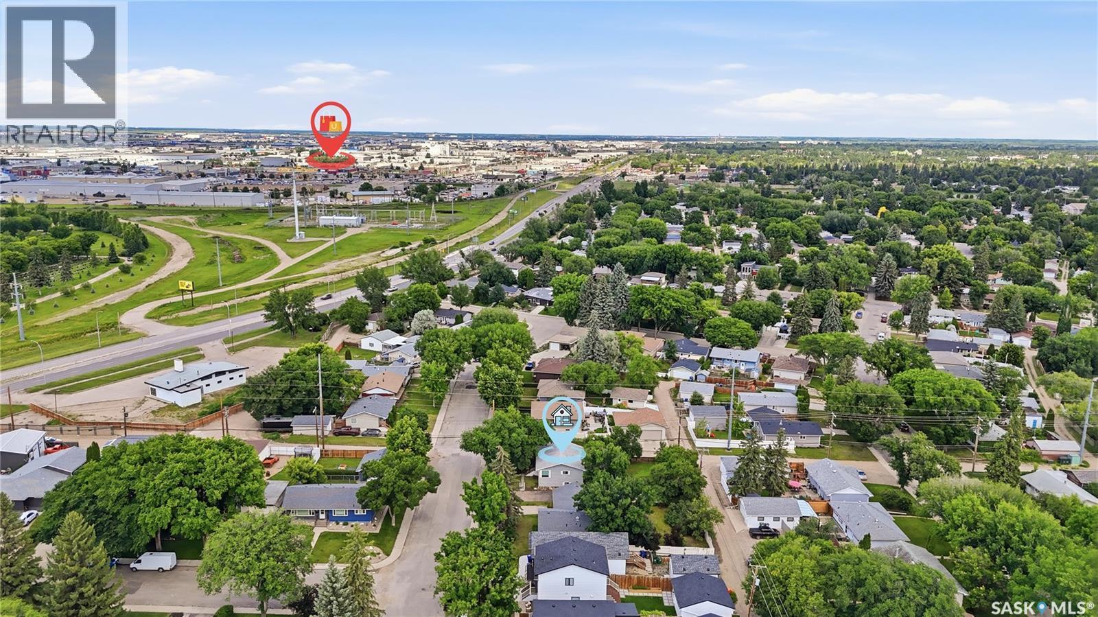 1632 9Th Avenue N, Saskatoon, SK - Outdoor With View