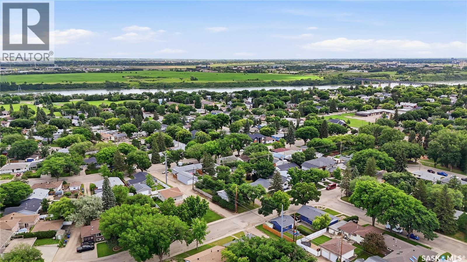 1632 9Th Avenue N, Saskatoon, SK - Outdoor With View