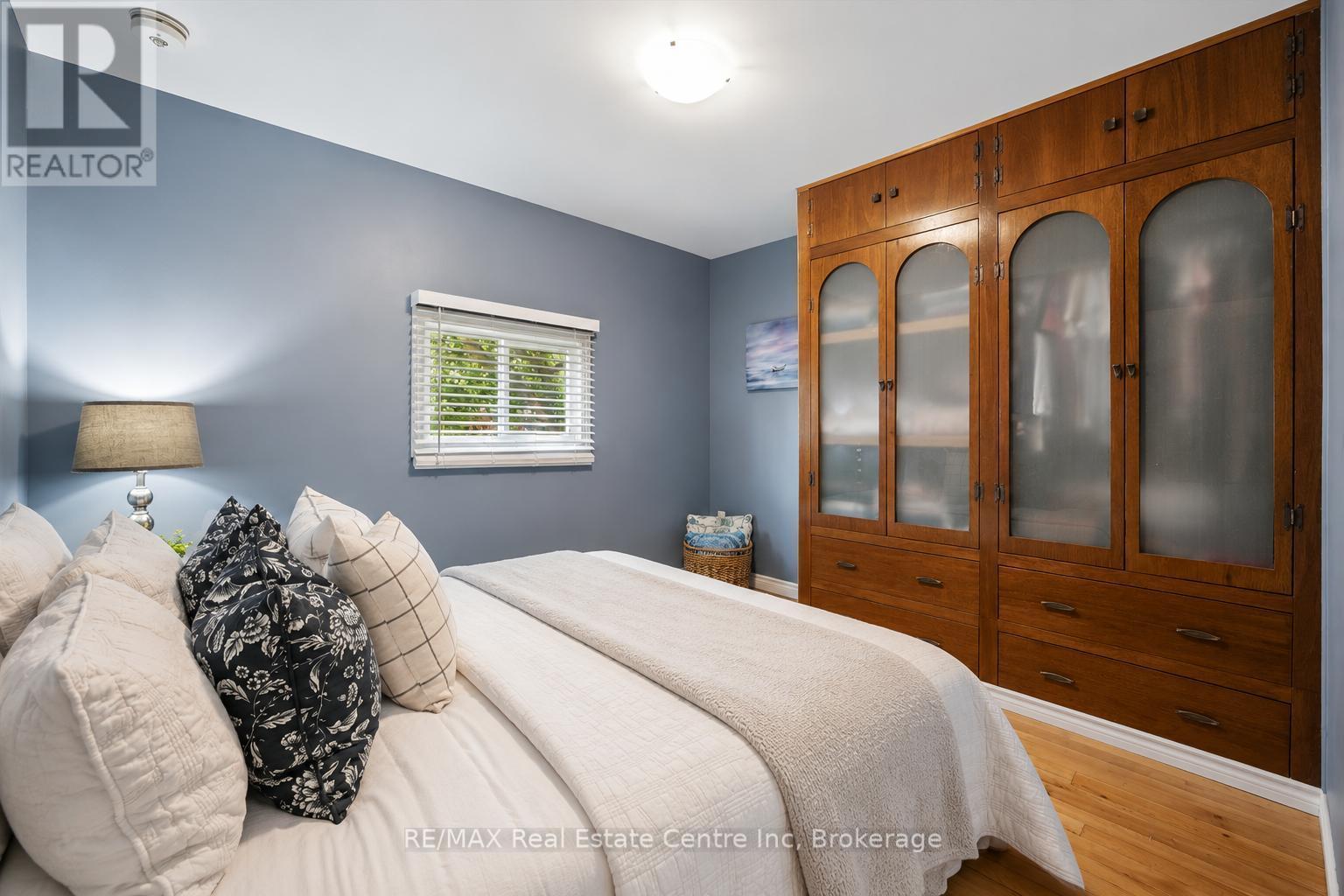 80 Memorial Crescent, Guelph (Junction/Onward Willow), ON - Indoor Photo Showing Bedroom