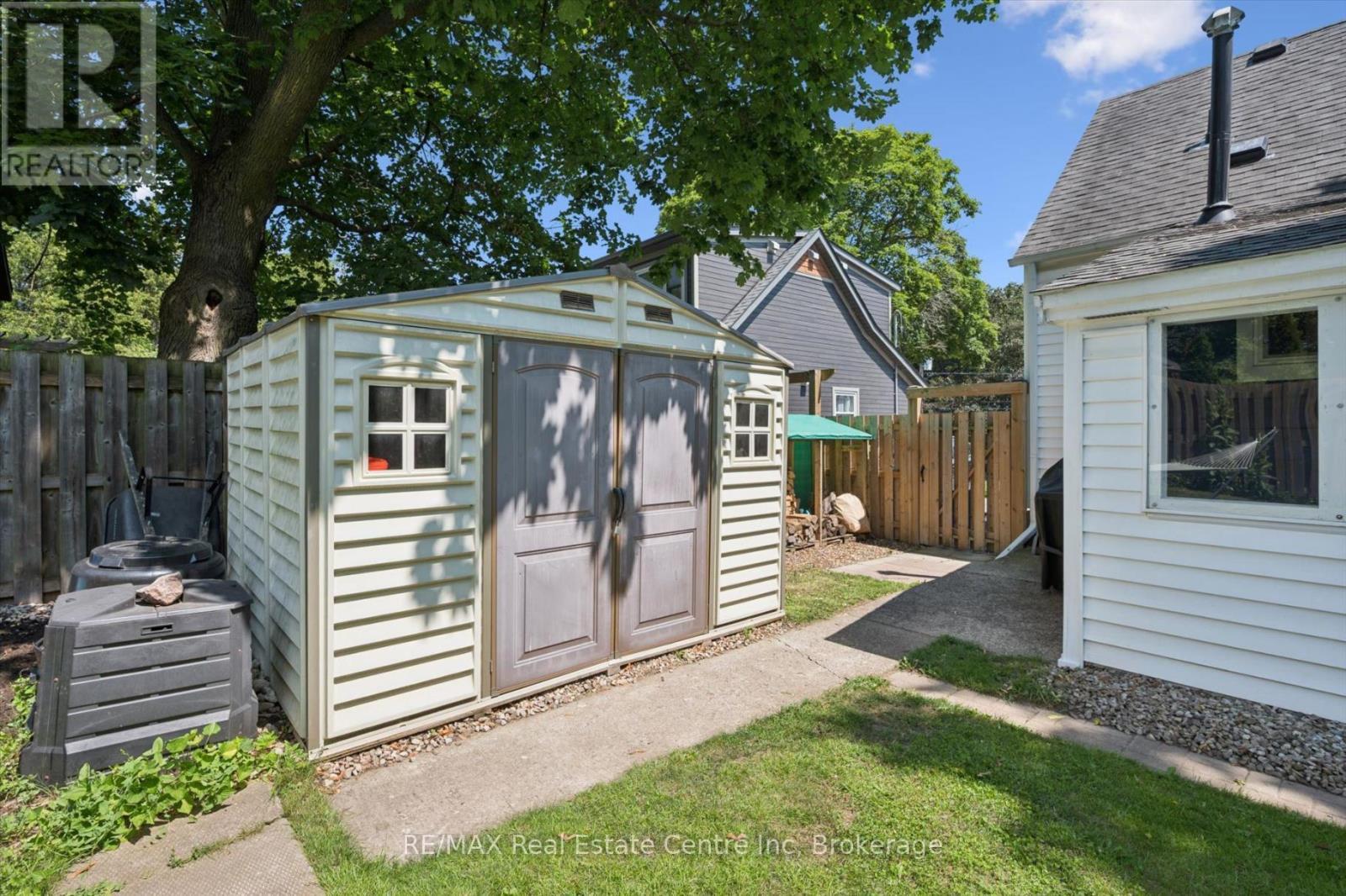 80 Memorial Crescent, Guelph (Junction/Onward Willow), ON - Outdoor