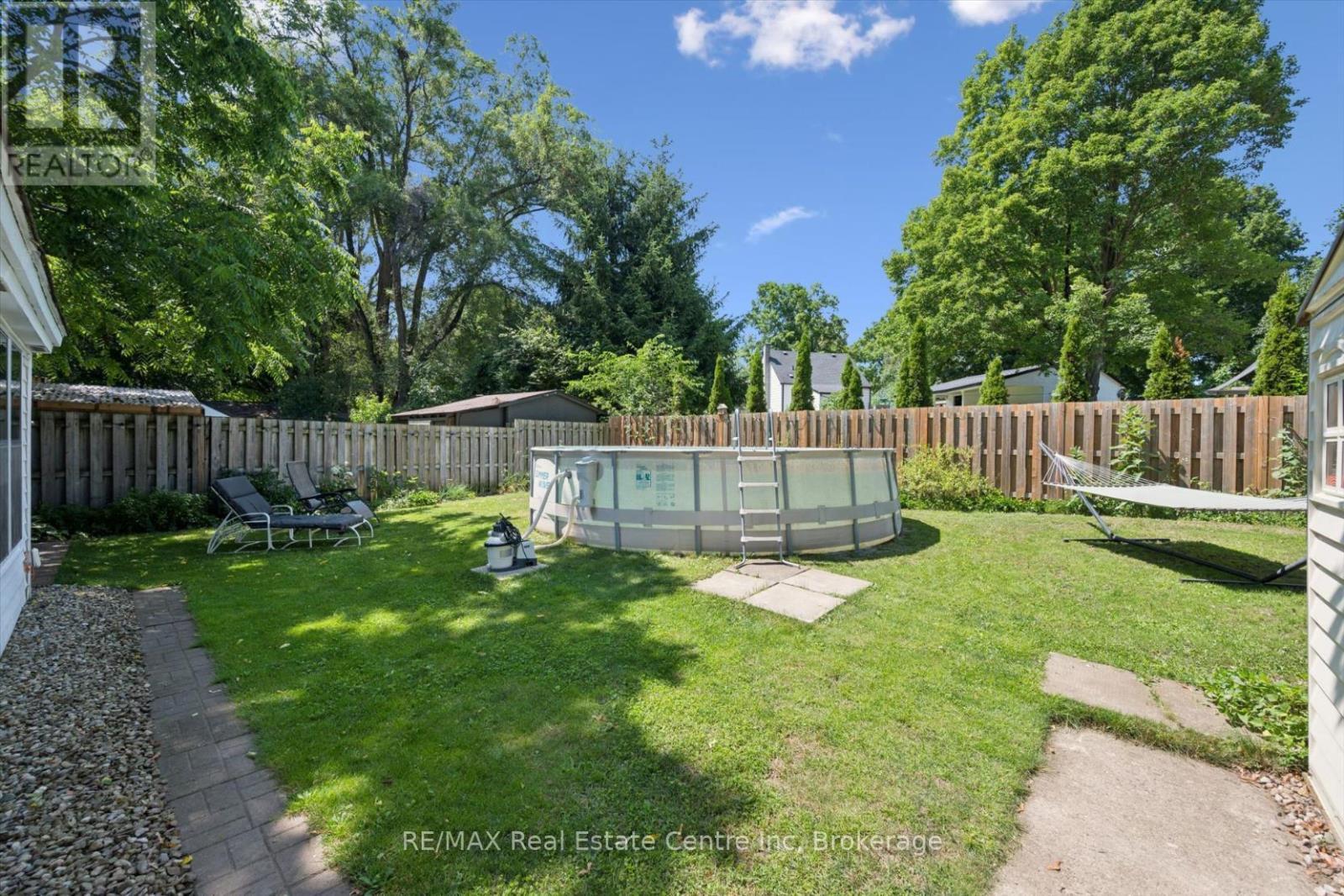 80 Memorial Crescent, Guelph (Junction/Onward Willow), ON - Outdoor With Above Ground Pool With Backyard